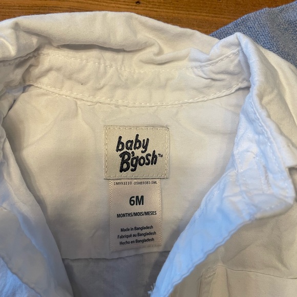 SOLD! OSHKOSH | Infant collared button front bodysuit 6m EUC - Picture 2 of 3